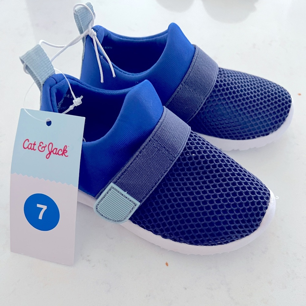 Cat & Jack Slip-on Water Shoes
